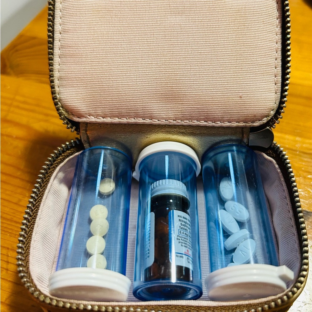 Replacement vials for Coach Pill case (Case NOT included) Vials only!!! - Picture 4 of 7